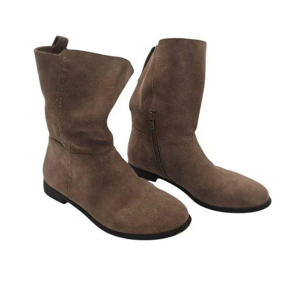 Lands' End Womens 6.5 Taupe Suede Leather Ankle Boots Side Zip Up Minimalist Y2K - Picture 6 of 12